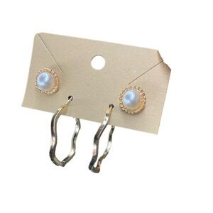 Gold pearl hoop set